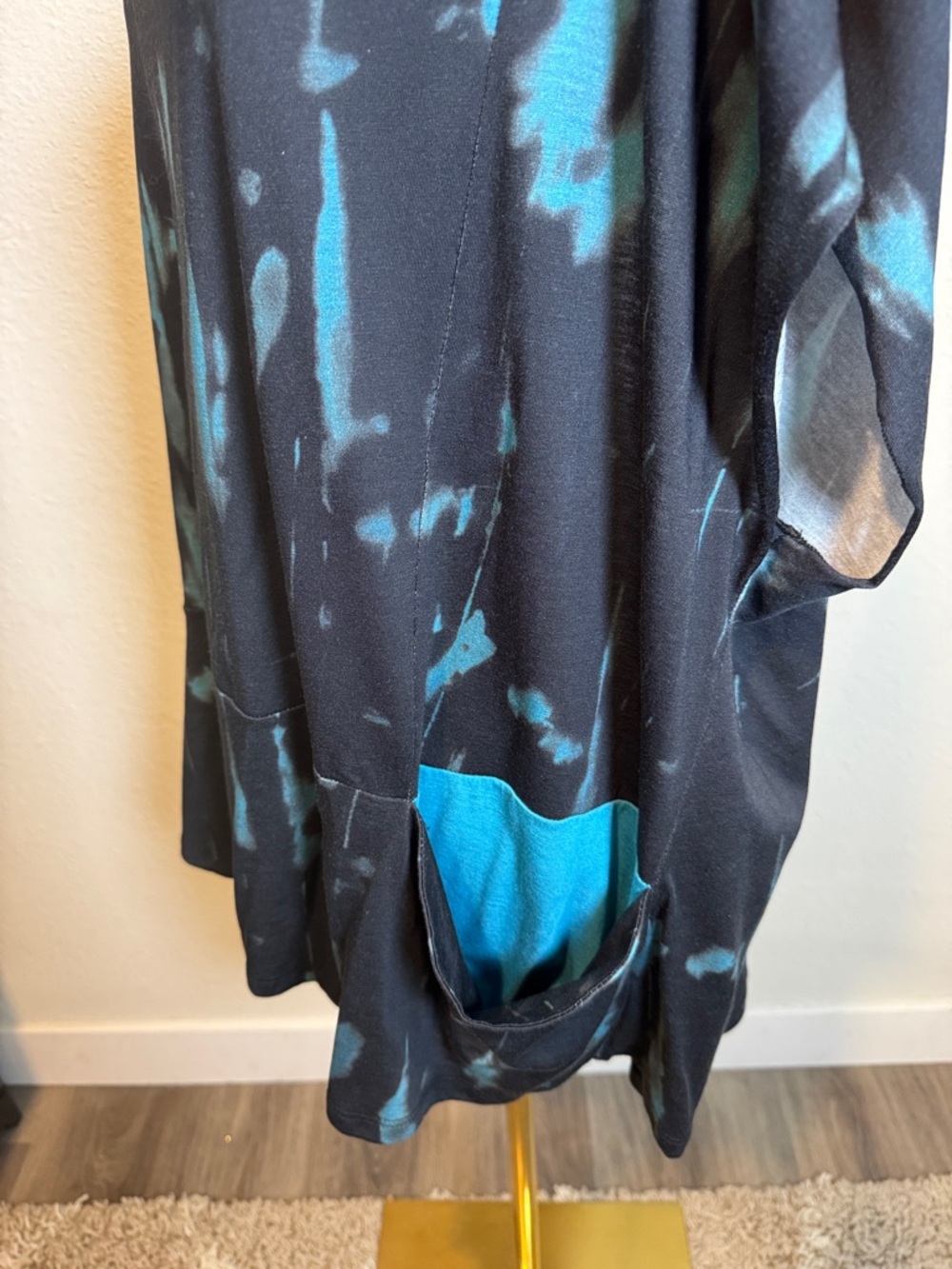 NWT Ozai N Ku Storm Top Black & Turquoise size 3/Large - Picture 5 of 15